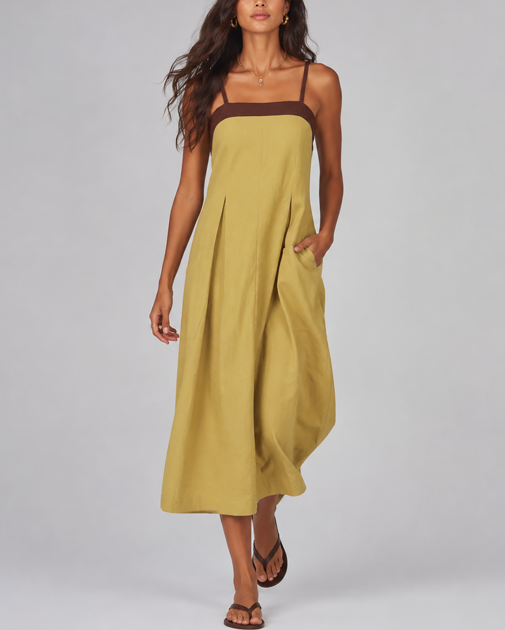 Maxikleid im Color-Blocking-Design, weit geschnitten, mit großen Taschen und Spaghettiträgern