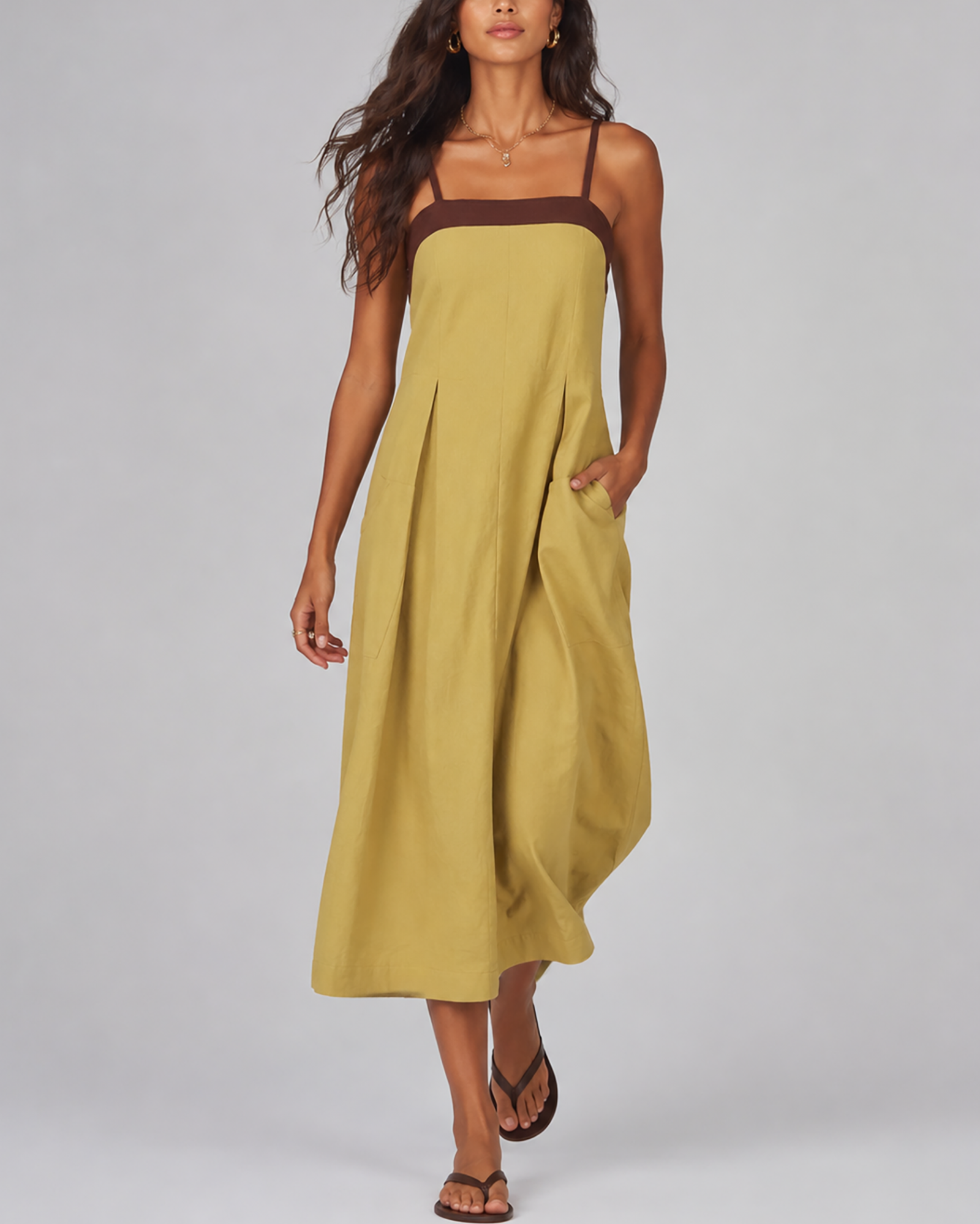 Maxikleid im Color-Blocking-Design, weit geschnitten, mit großen Taschen und Spaghettiträgern