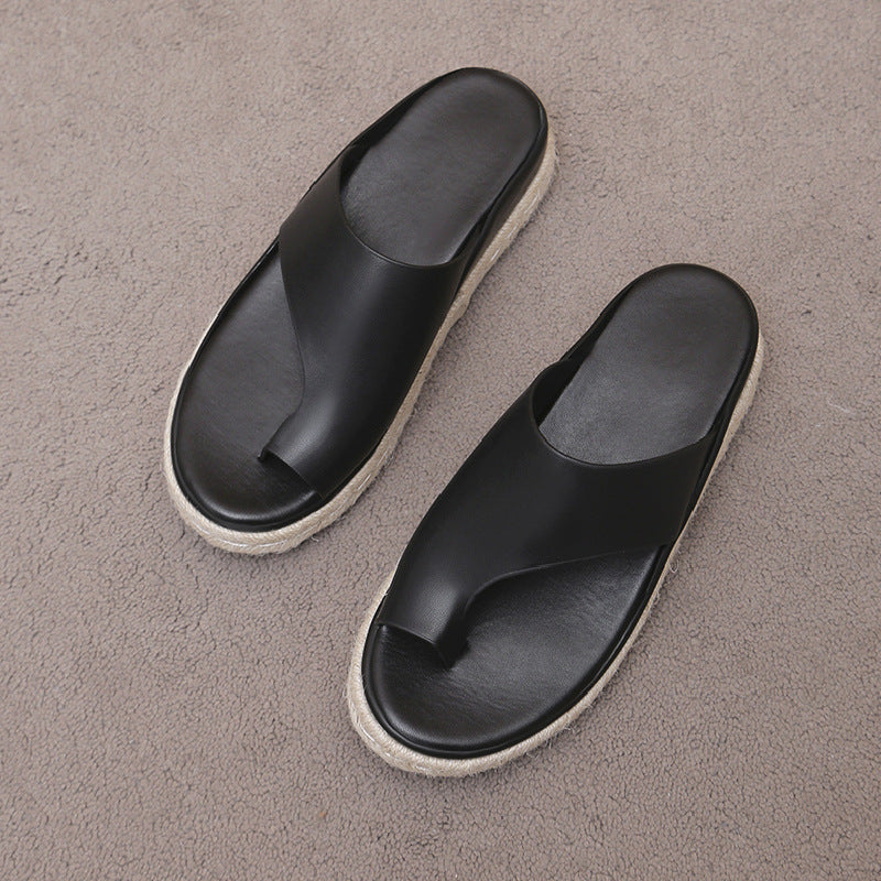 Zehentrenner-Sandalen mit dicker Sohle