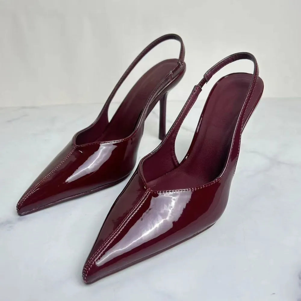 Slingback-Pumps mit spitzer Zehenpartie