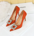 Satin-High-Heels mit Strass-Schnalle