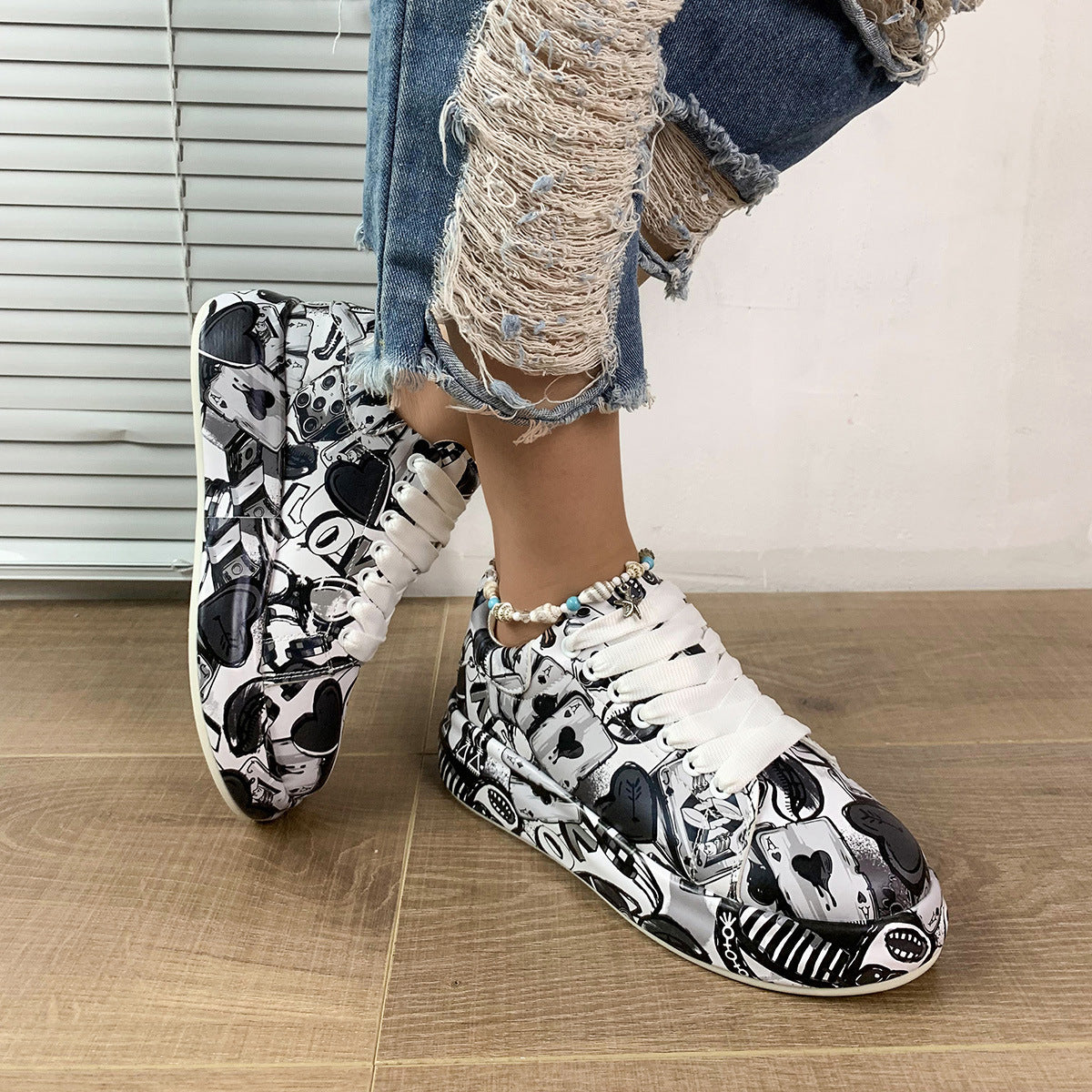 Unisex-Sportschuhe mit dicker Sohle und Schnürung
