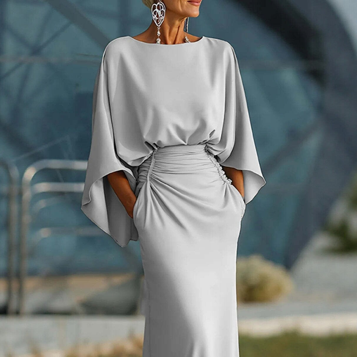 Elegantes, langes Plisseekleid mit offenem Rücken für Damen
