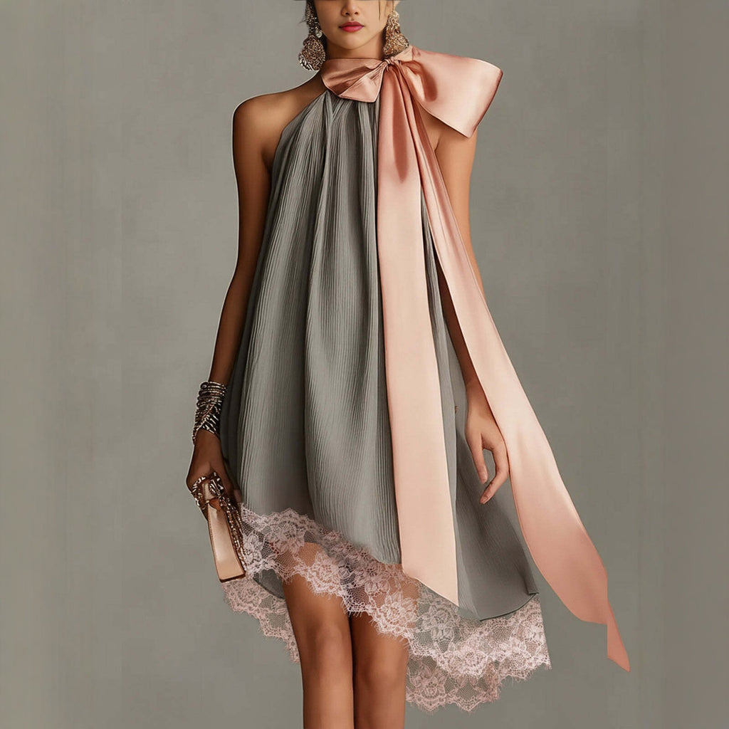 Langes, figurbetontes und schlankmachendes Damen-Maxikleid mit Muster und ohne Träger – ideal für den Urlaub