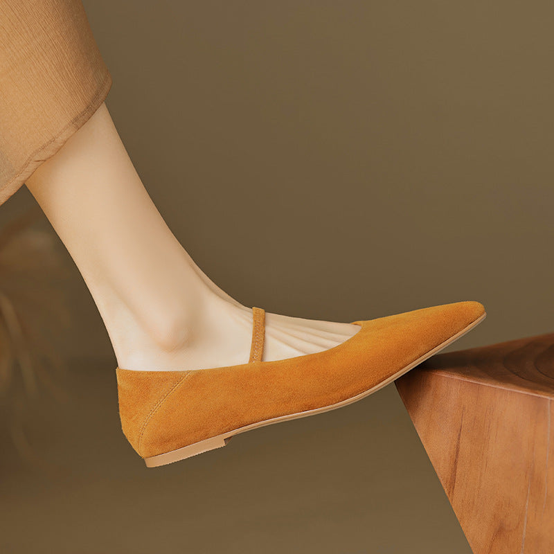 Spitze Retro-Lederschuhe mit kleinem Absatz