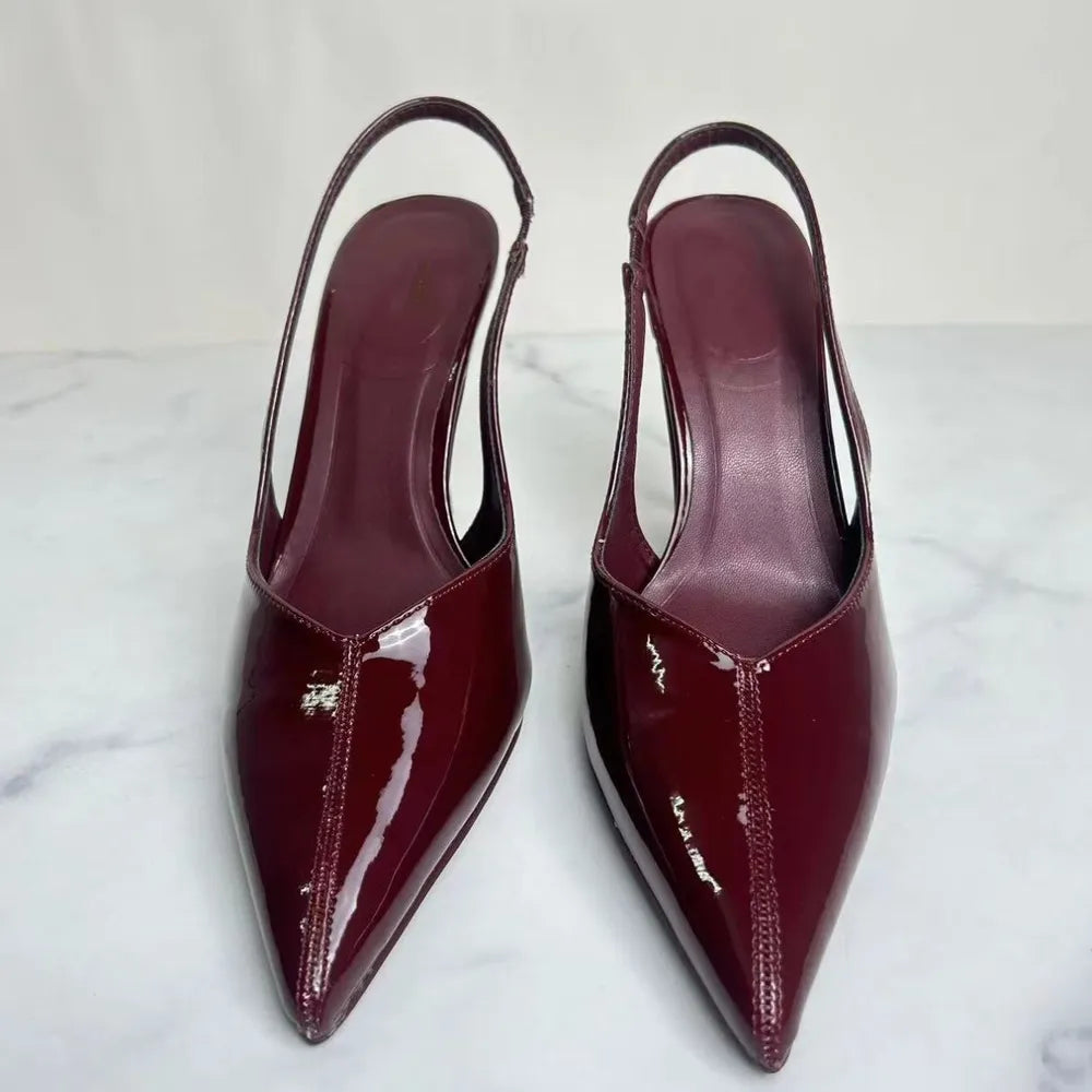 Slingback-Pumps mit spitzer Zehenpartie