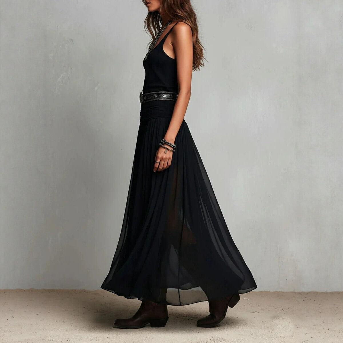 Schwarzes Maxikleid mit Trägern für Damen – Mesh-Kleid mit Gürtel