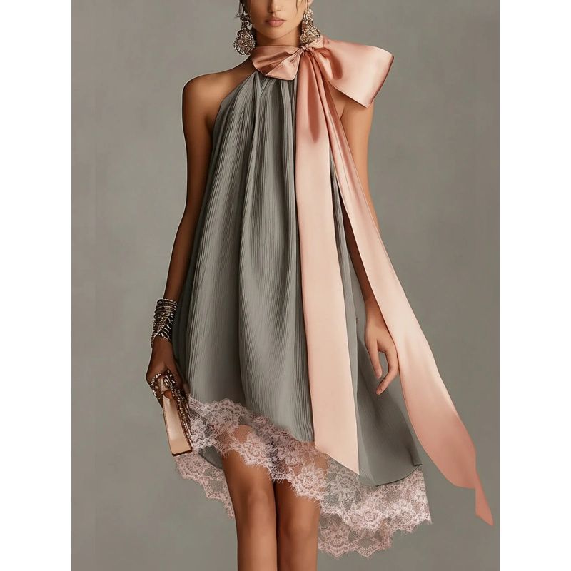 Langes, figurbetontes und schlankmachendes Damen-Maxikleid mit Muster und ohne Träger – ideal für den Urlaub