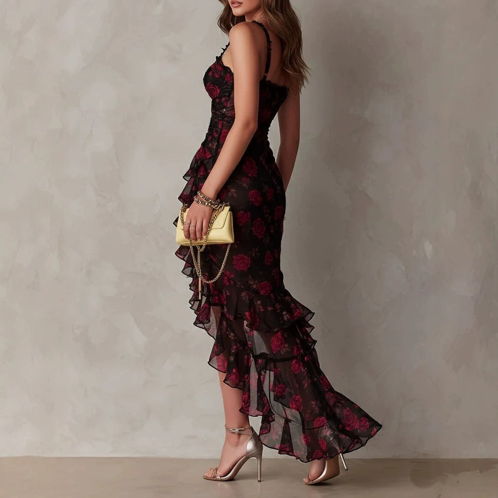 A-Linien-Kleid mit Blumenmuster, Trägern und unregelmäßigem Rüschensaum