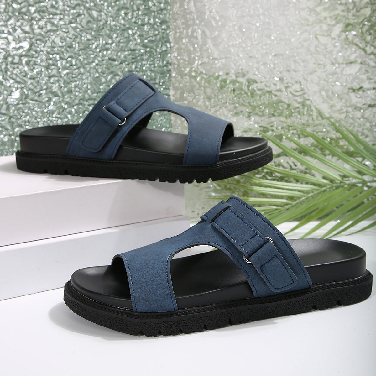 Damen-Sommersandalen mit dicker Sohle und Riemen