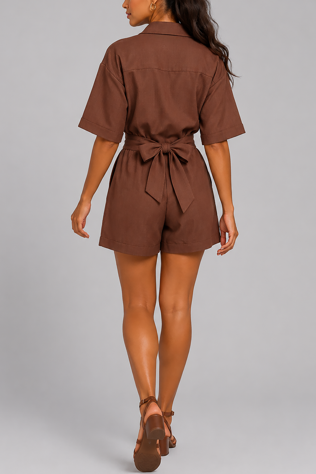 Modischer Damen-Jumpsuit mit überkreuztem Rücken
