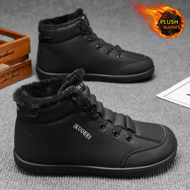 Herren-Sneaker mit breiter Zehenbox und warmem Innenfutter