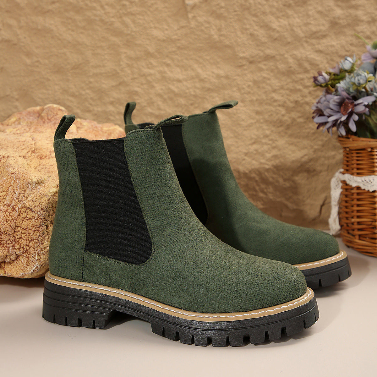 Matte Damen-Winterstiefel mit runder Spitze